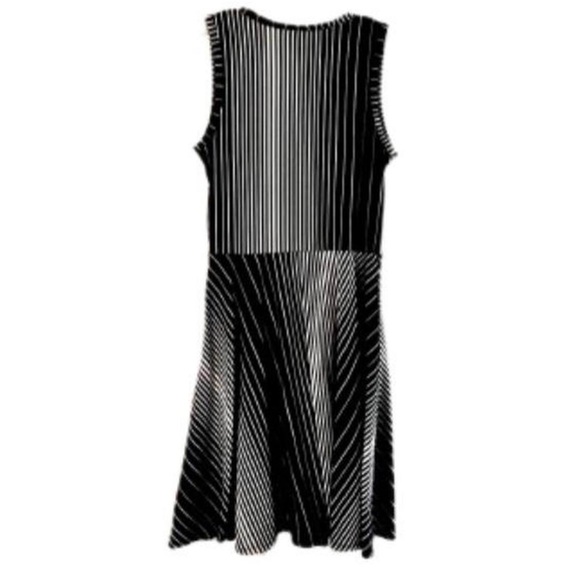 LuLaRoe Striped Top - Picture 3 of 3